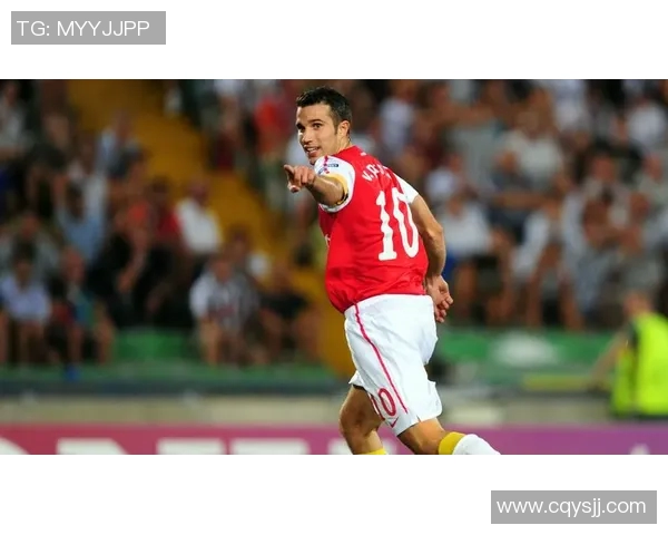 足球明星范佩西精彩瞬间回顾与经典图片分享